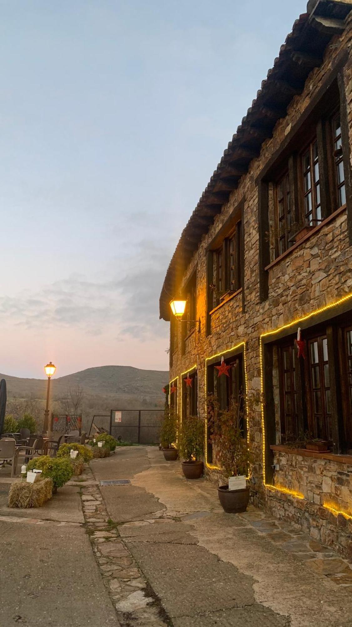 Al Viento, Alojamiento & Turismo Rural Pradena Del Rincon Ngoại thất bức ảnh
